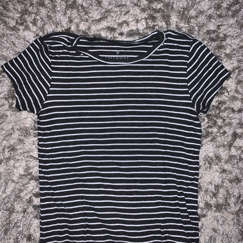 American eagle t shirt